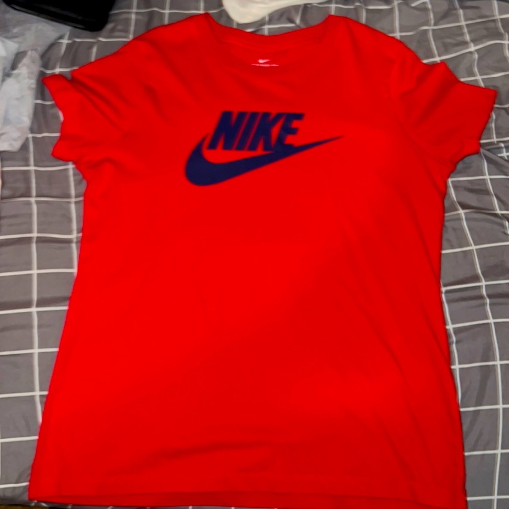 Nike Tee